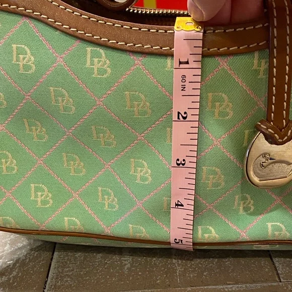 Dooney & Bourke Green and Tan Shoulder Bag (OBO). - Picture 9 of 9